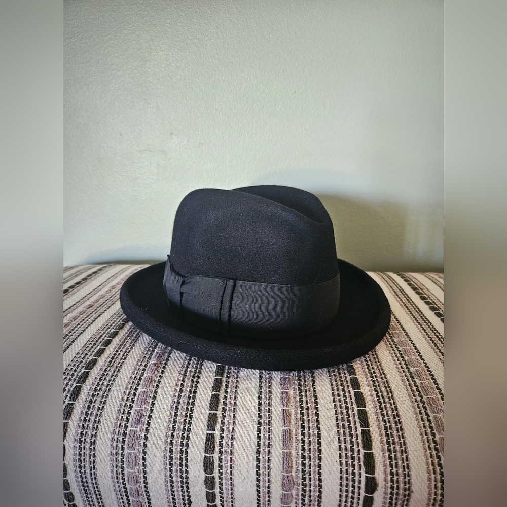Vintage Black Barlesoni Bowler Hat
